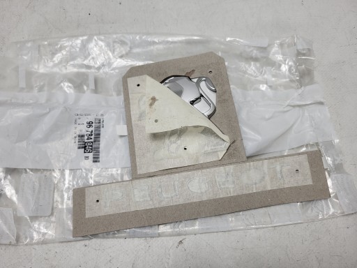 9678484680 96784846 - Емблема PEUGEOT 301, емблема заднього люка