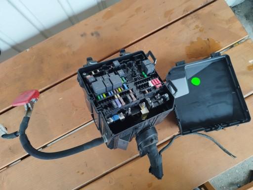 9843058980 - PEUGEOT 308 III T10 DS4 II 21-23 1.6 E-Tense Блок запобіжників