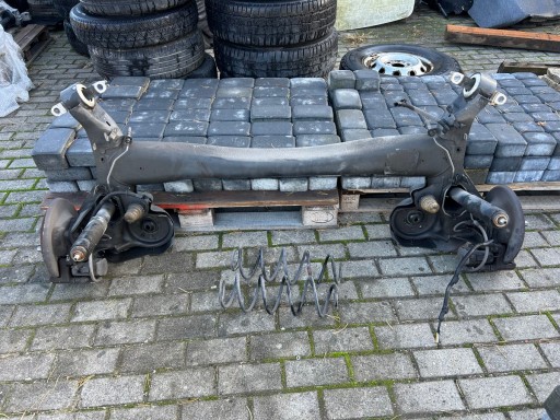 1.5 - Peugeot 308 t9 hb lift 1,5 синій hdi задня вісь вісь