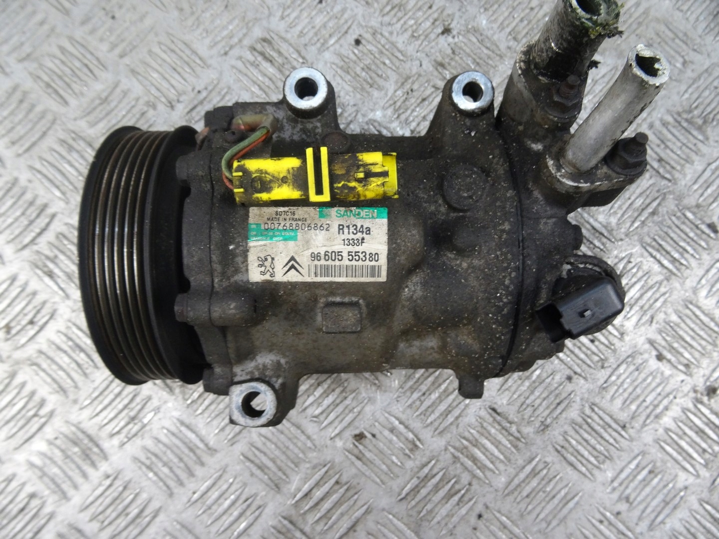 9660555380 - КОМПРЕССОР КОНДИЦИОНЕРА PEUGEOT 407 1333 2.0 HDI