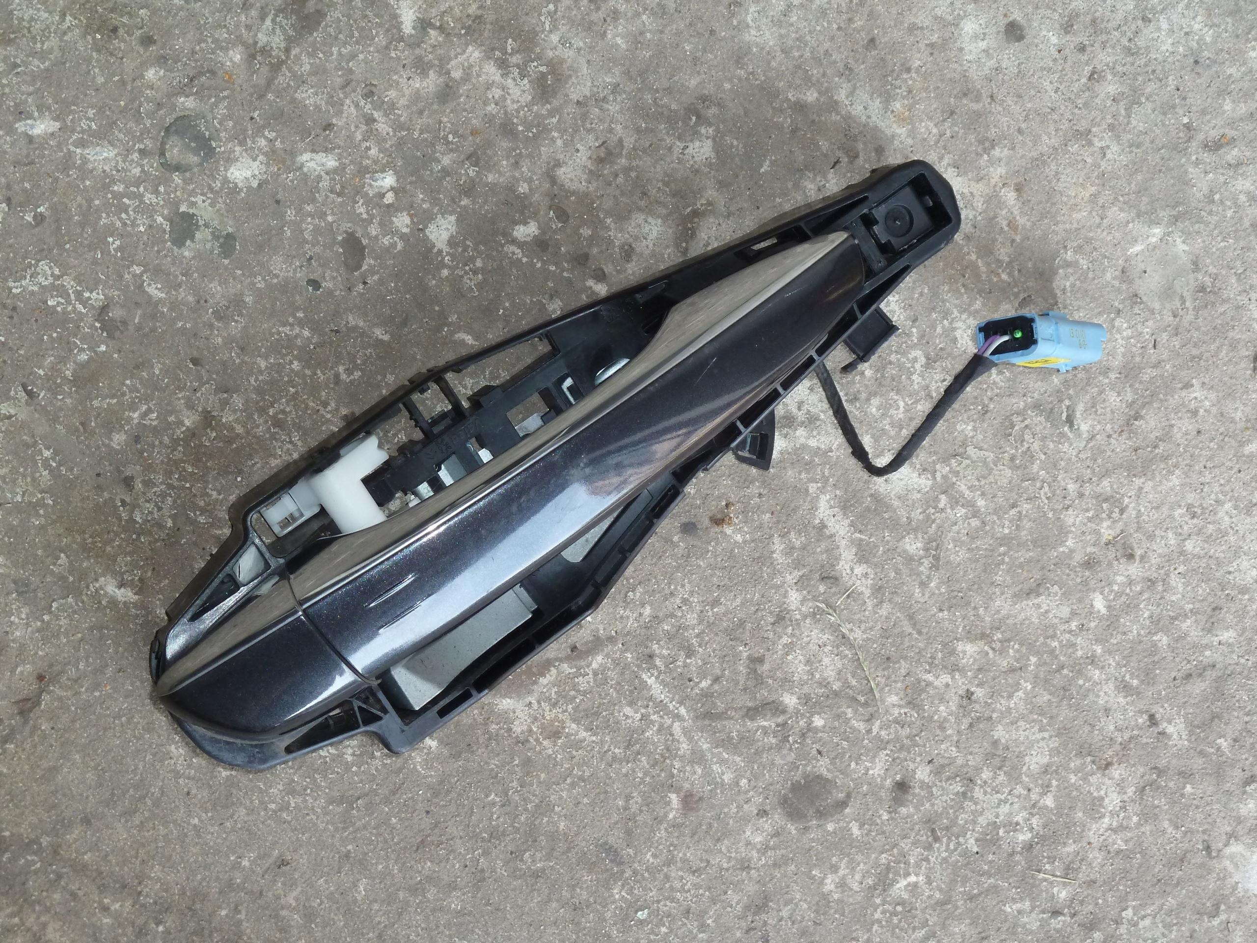 PEUGEOT 508 10-18 задня права дверна ручка. keyless