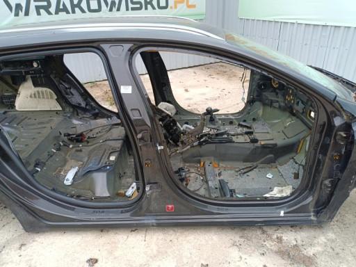 01 - PEUGEOT 508 СТОЙКА ЧЕТВЕРТИ РАМЫ ПРАВАЯ KDMD