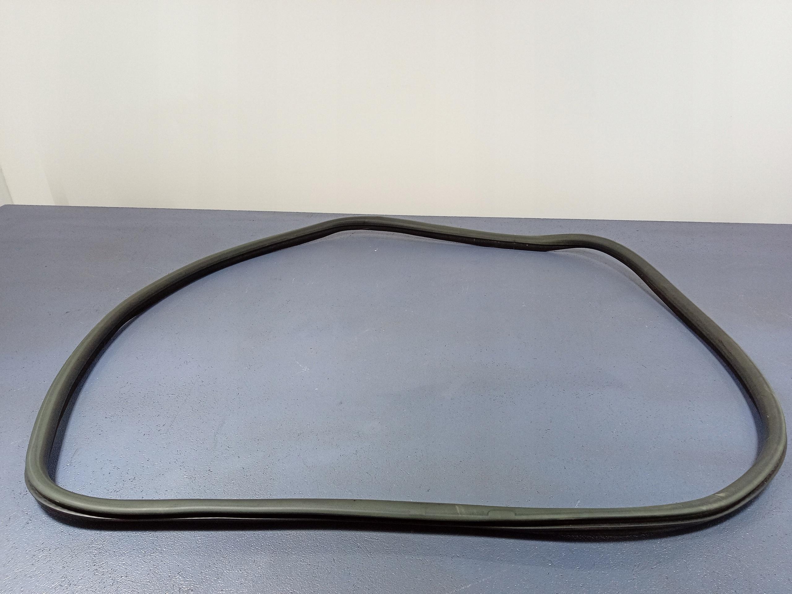 PEUGEOT 508 И УПЛОТНИТЕЛЬ ПЕРЕДНЕЙ ПРАВОЙ ДВЕРИ