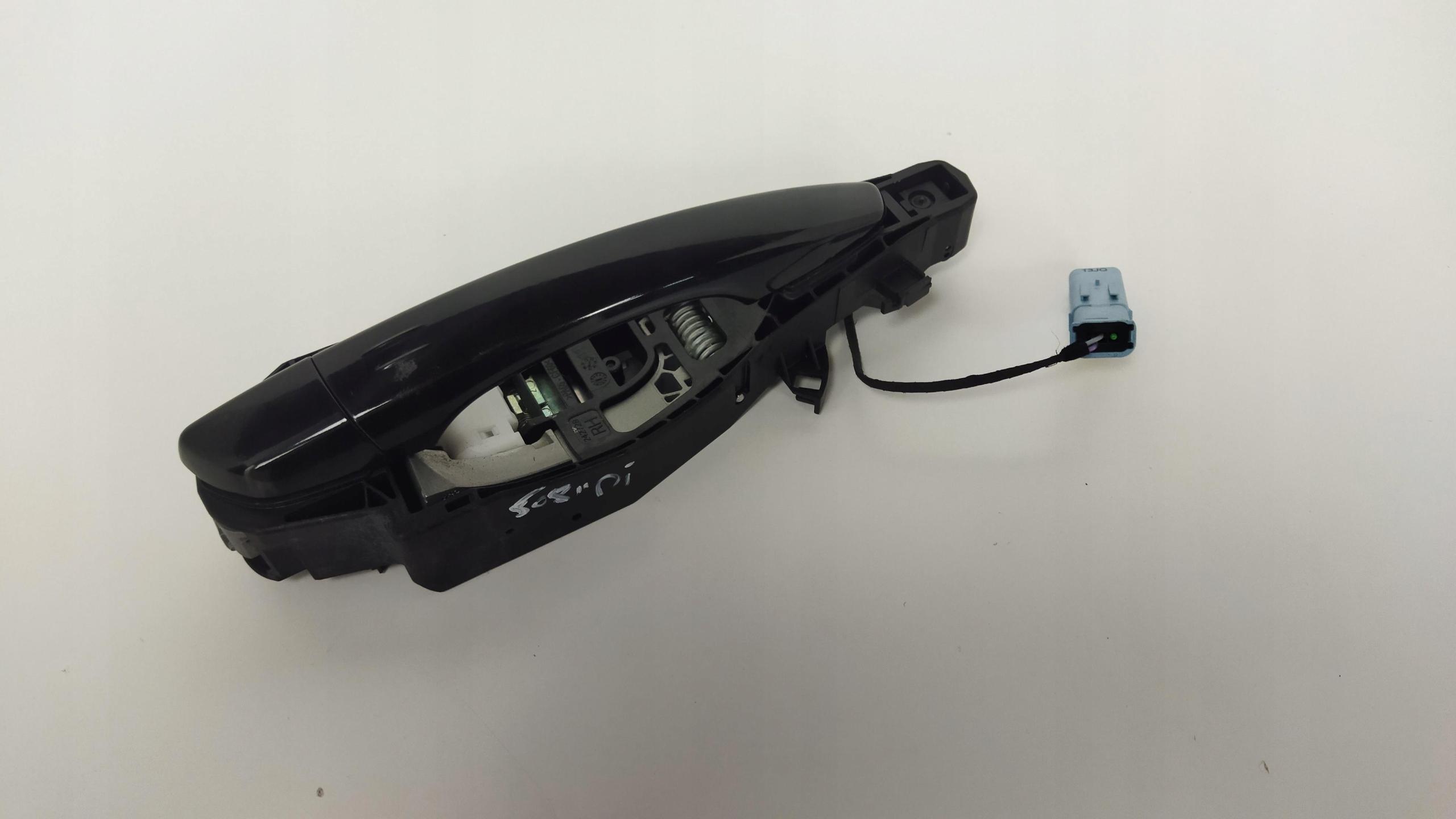 PEUGEOT 508 II задняя правая ручка KEYLESS