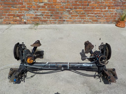 Задняя подвеска peugeot partner berlingo 08-12