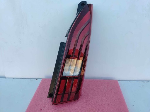 Партнер Peugeot IV Berlingo IV Lamp Задній задній New OE 4680