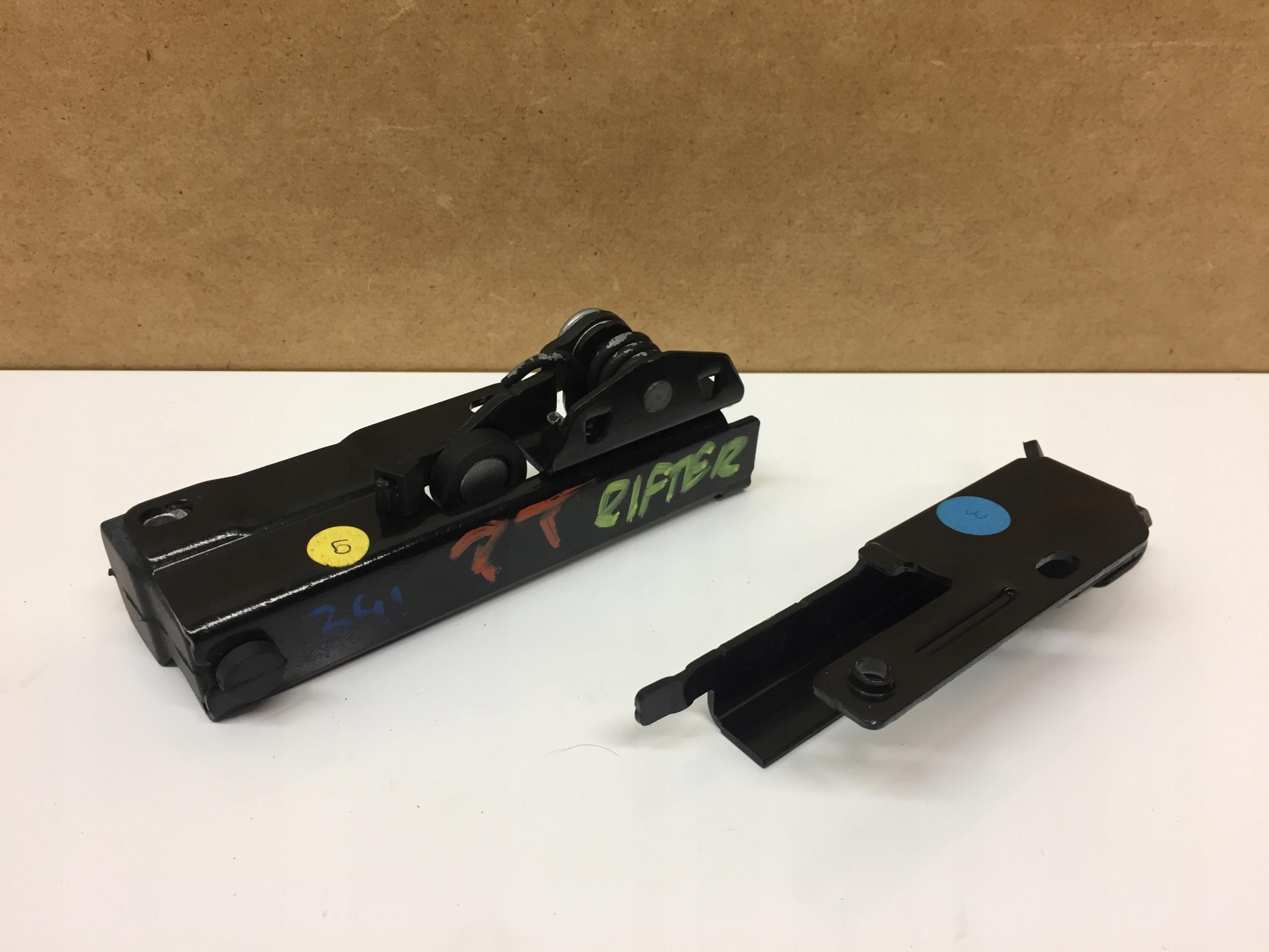 9821949180 - PEUGEOT RIFTER ТЕЛЕЖКА + ОГРАНИЧИТЕЛЬ ДВЕРИ ПРАВАЯ СТОРОНА