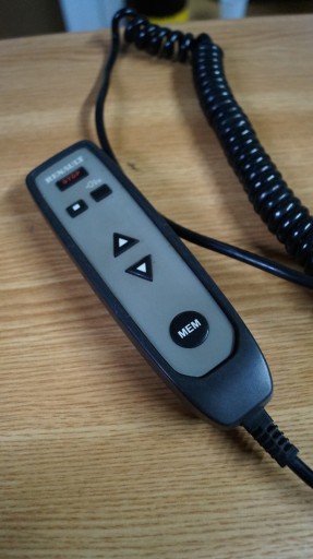 ПУЛЬТ УПРАВЛЕНИЯ ПОДУШКАМИ RENAULT 7420708835