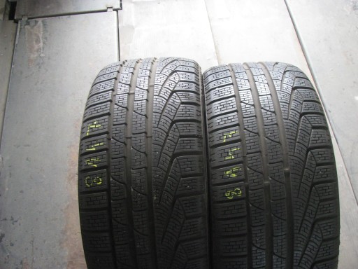 PIRELLI SOTTO ZERO SERIE II 235/35R19 87V 6.2-6.5mm 2шт.