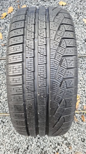 PIRELLI SOTTO ZERO ЗИМНЯЯ СЕРИЯ II 235 35 20