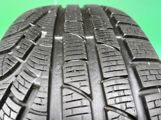 PIRELLI SOTTOZERO WINTER 210 серия II 235/55/17, 1 шт 7,1 мм