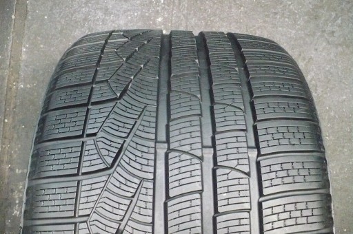 PIRELLI Sottozero II 295/30R19 7,1 мм 2021 р.