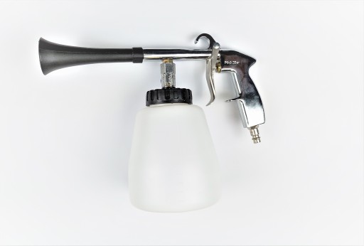 ПРАЛЬНА МАШИНА ДЛЯ ЧИЩЕННЯ КИЛИМОВИХ ПОКРИТТІВ 1Л