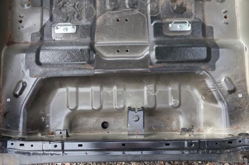 ПОЛ БАГАЖНИКА SUZUKI JIMNY ЗДОРОВЫЙ 2012