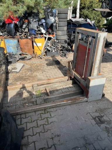 ГІДРАВЛІЧНИЙ ЕЛЕКТРОПІДЙОМНИК SA UNIC INDUSTRIE CM3T