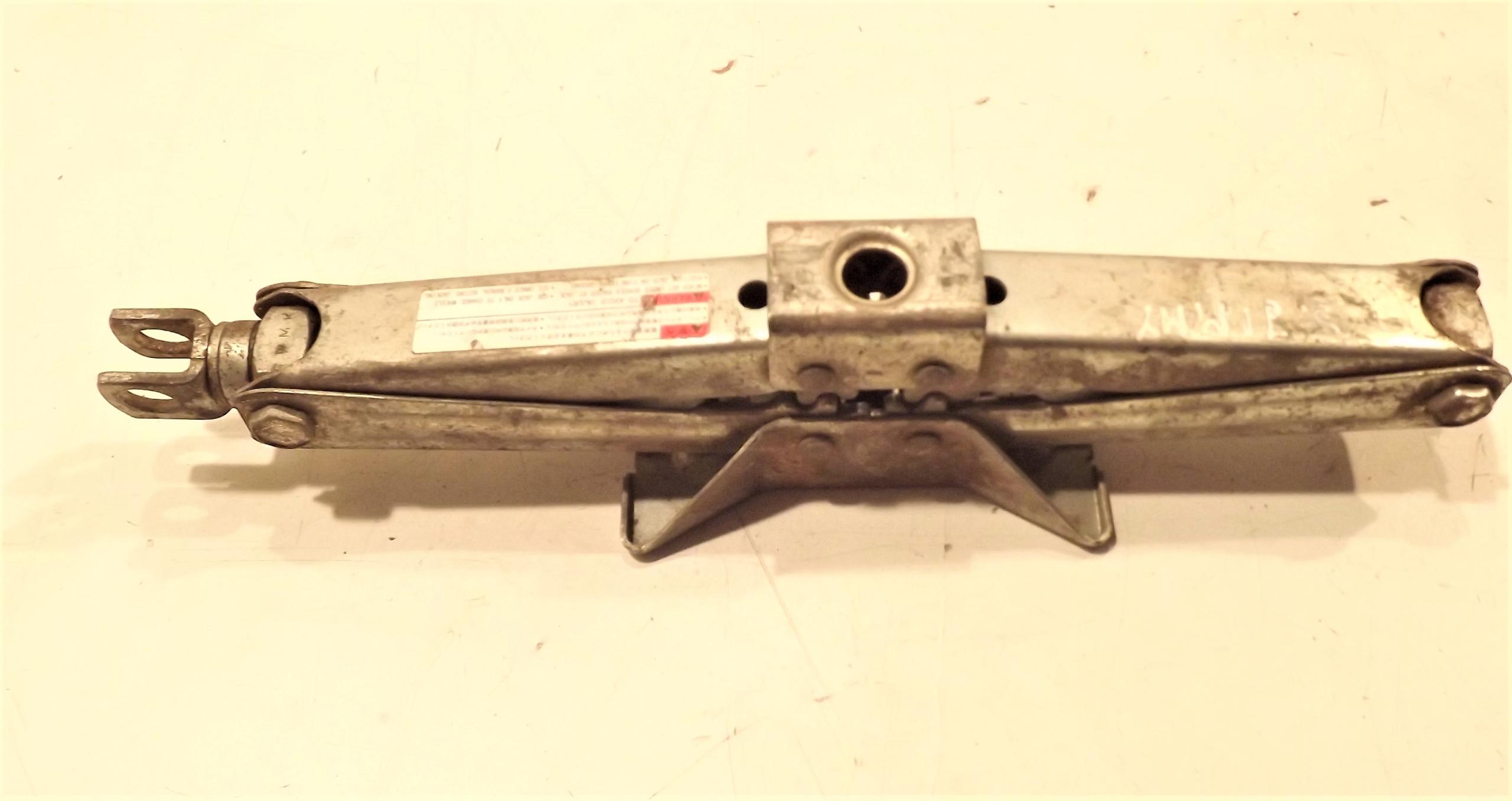 ДОМКРАТ SUZUKI JIMNY