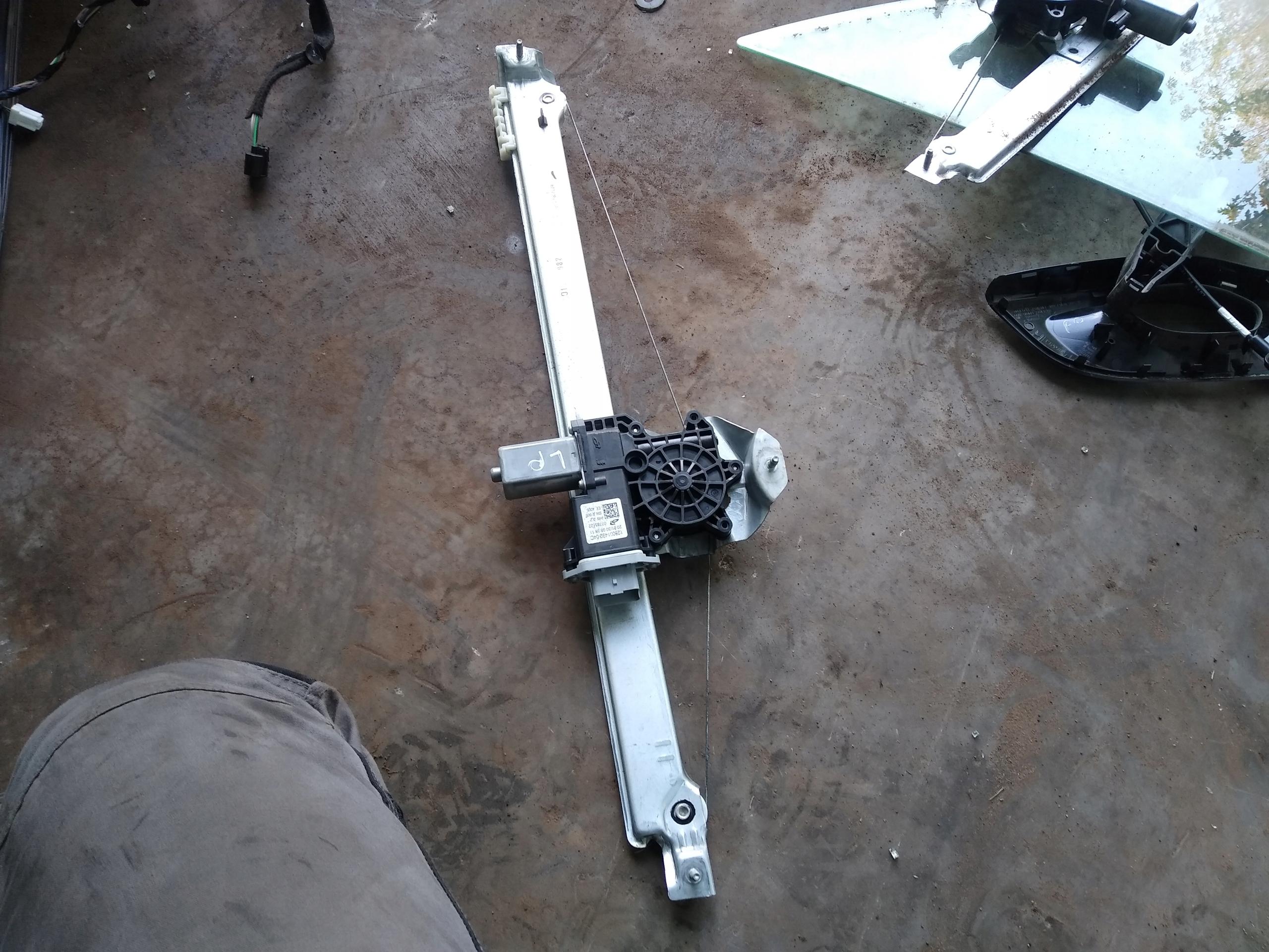 ПІДЙОМНИК TRAFIC VIVARO 2.0 DCI 2019-22 СКЛОПІДЙОМНИК ЛІВИЙ