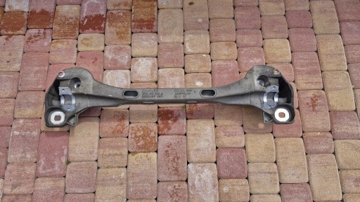 3W0411305R - Опора передньої балки bentley continental gt 8vs 3w0199205a