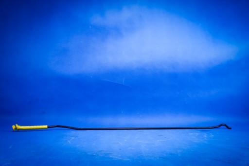 5N0823363A - ОПОРА КРЫШКИ ДВИГАТЕЛЯ VW TIGUAN 08-