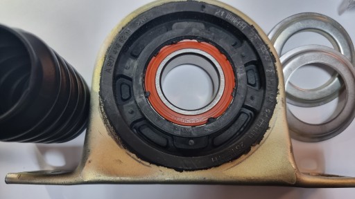 13621 - Опора валу заднього валу MERCEDES SPRINTER W907 / 910 2018-