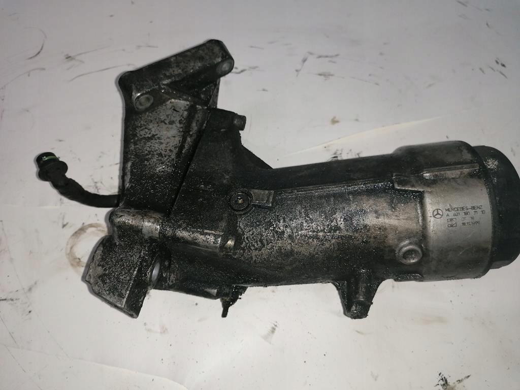 Основание масляного фильтра SPRINTER 2.9 A6011803110 FV