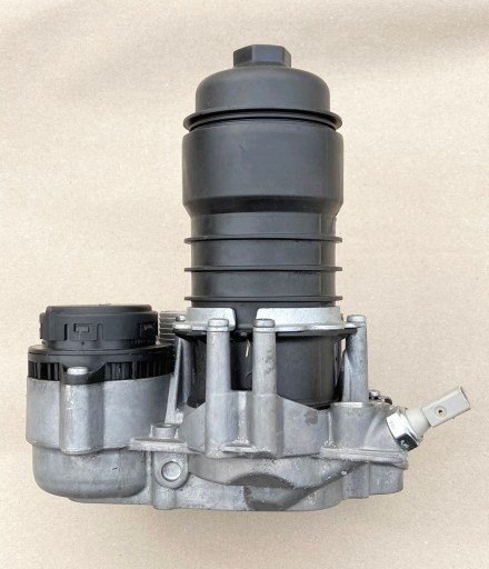 059115397AD - База масляного фильтра Touareg AUDI Q7 A8 3.0 TDI