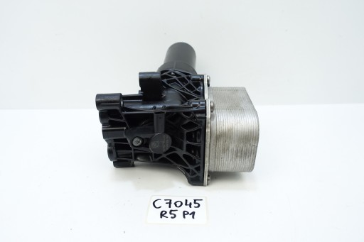 ОСНОВАНИЕ МАСЛЯНОГО ФИЛЬТРА VW GOLF 2.0 05L115389AC