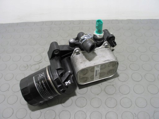 03L117021C - БАЗА МАСЛЯНОГО ФИЛЬТРА VW SKODA 1.4 TDI 04B115389B