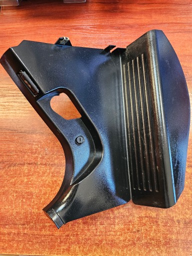 Подъемник ЧЕРНЫЙ BMW 5 E39 97' 51438159517