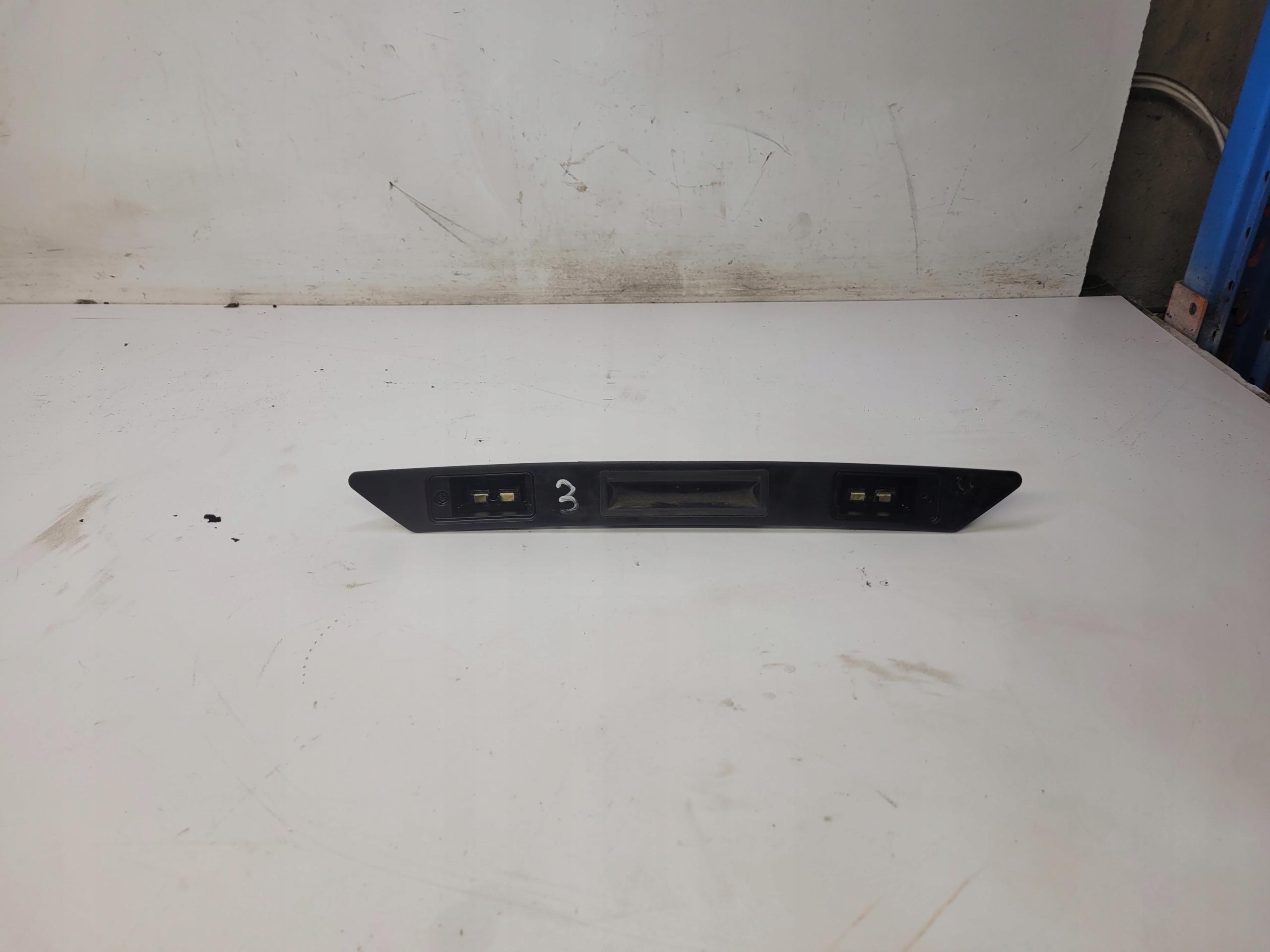 *3* - Підсвічування номерного знака AUDI A3 A4 A6 8P4827574 * 3*