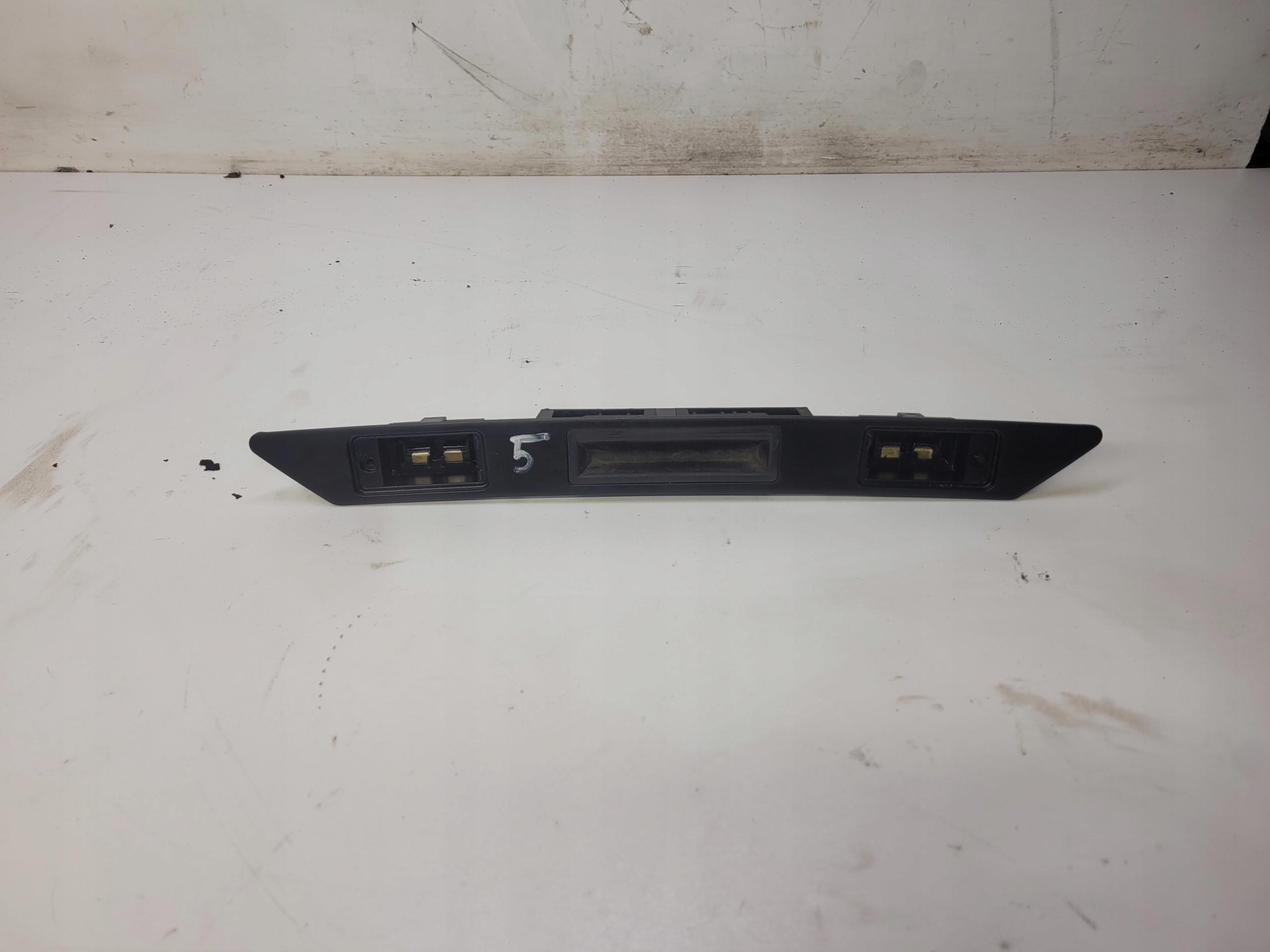 *5* - Підсвічування номерного знака AUDI A3 A4 A6 8P4827574 * 5*