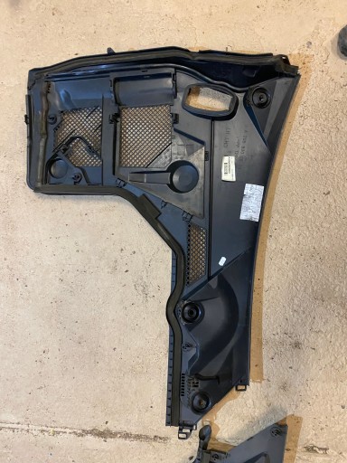 A2058300503 A2058300603 - ВІКНО ЛІВЕ EU MERCEDES W205 C-CLASS