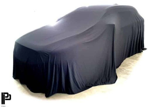 Делікатний автомобільний чохол POKA PREMIUM для Хетчбек/Седан - чорний