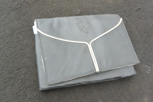 ОБКЛАДИНКА СЕРВІСНОЇ КНИГИ MASERATI QUATTROPORTE