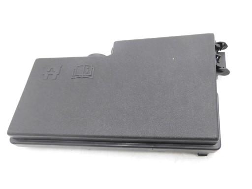 AV6T-14A076-AB - Кришка блоку запобіжників ford tourneo connect