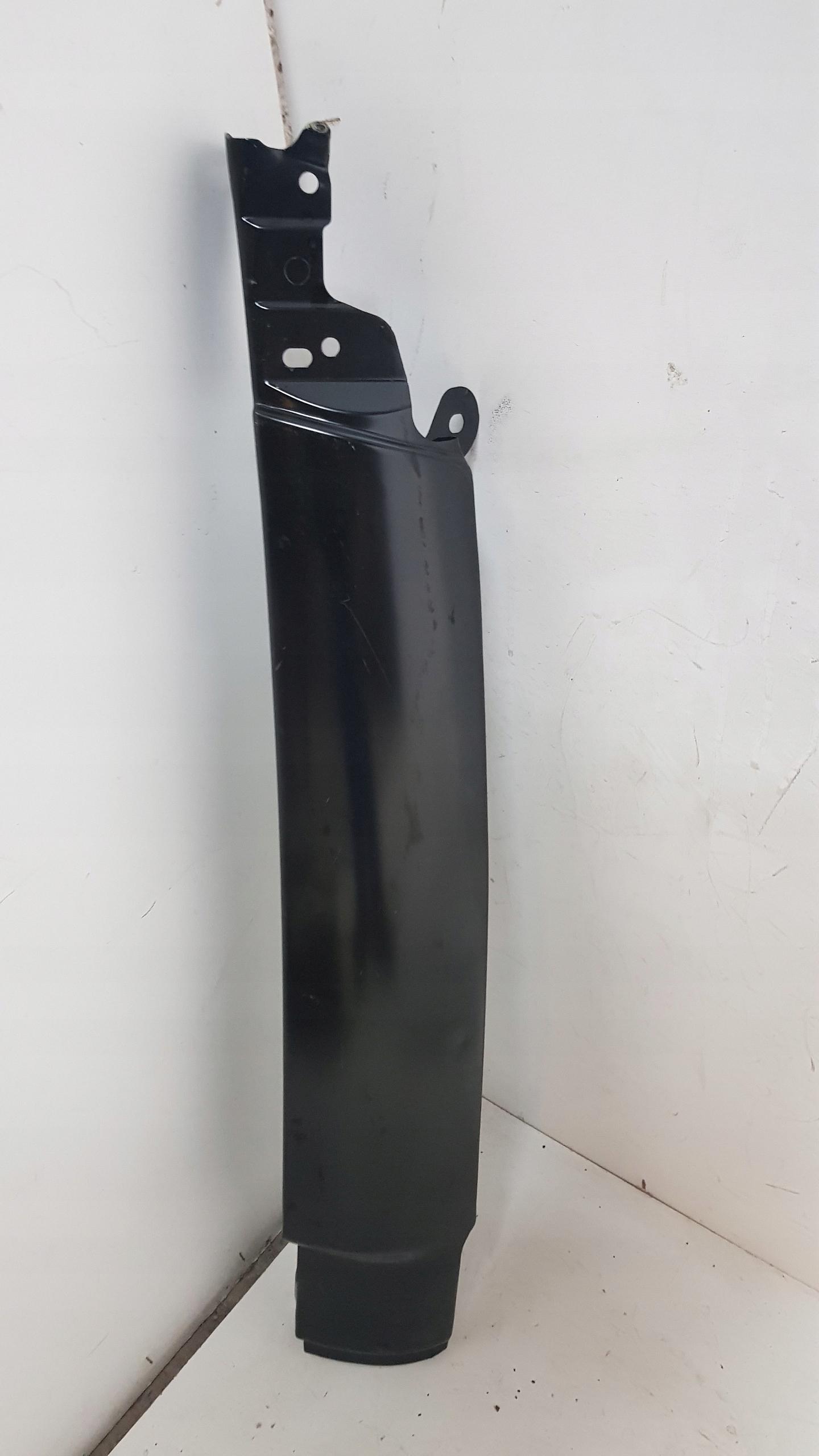 0000000 - POLIK УГОЛ КАБИНЫ NISSAN CABSTAR НОВЫЙ