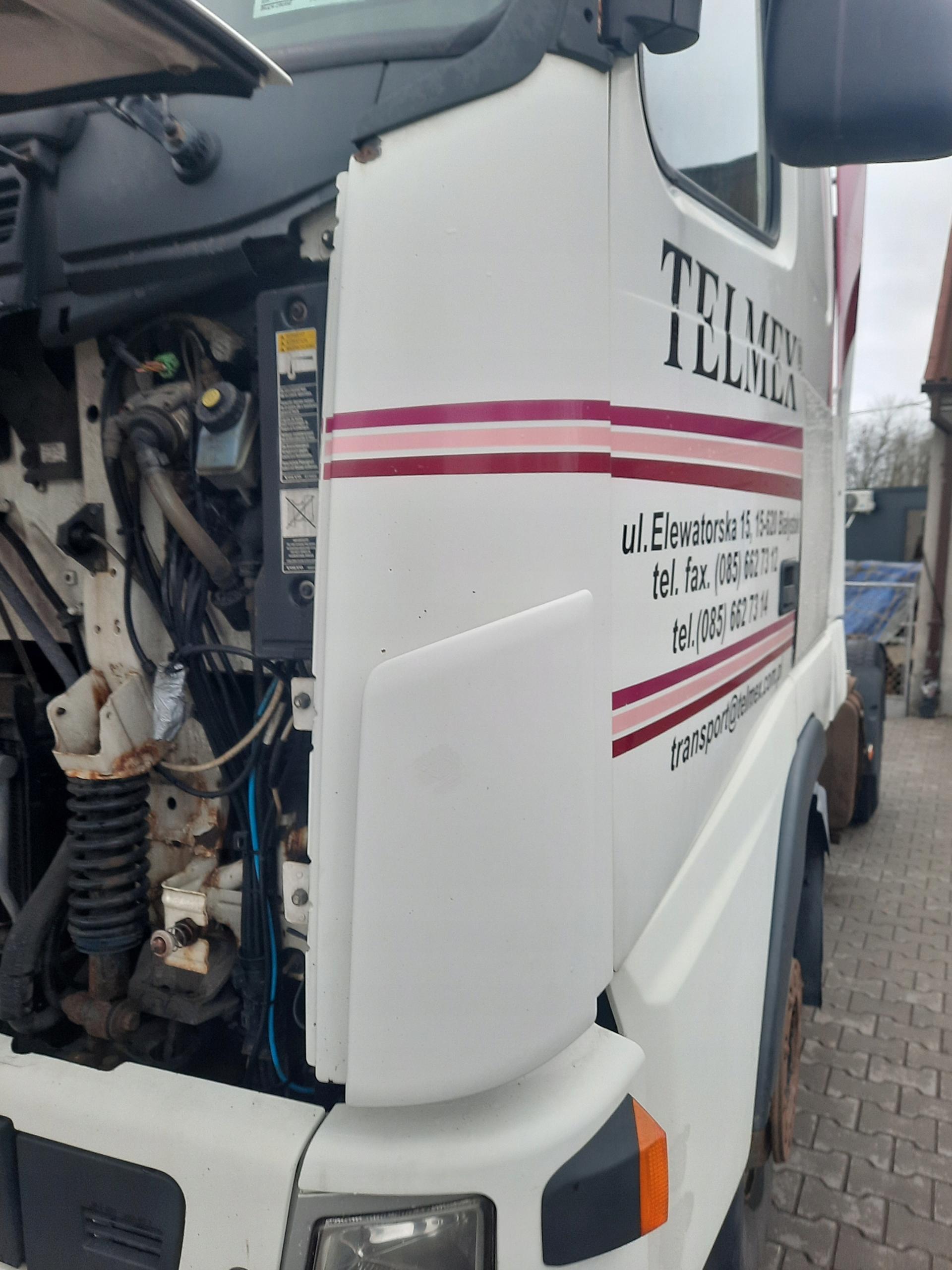 ПОЛИК ЛЕВЫЙ УГОЛ ЗАЩИТА VOLVO FH 12 FH 13