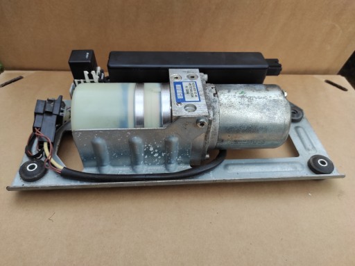 НАСОС ДАХУ MERCEDES SL 230 A2308000348