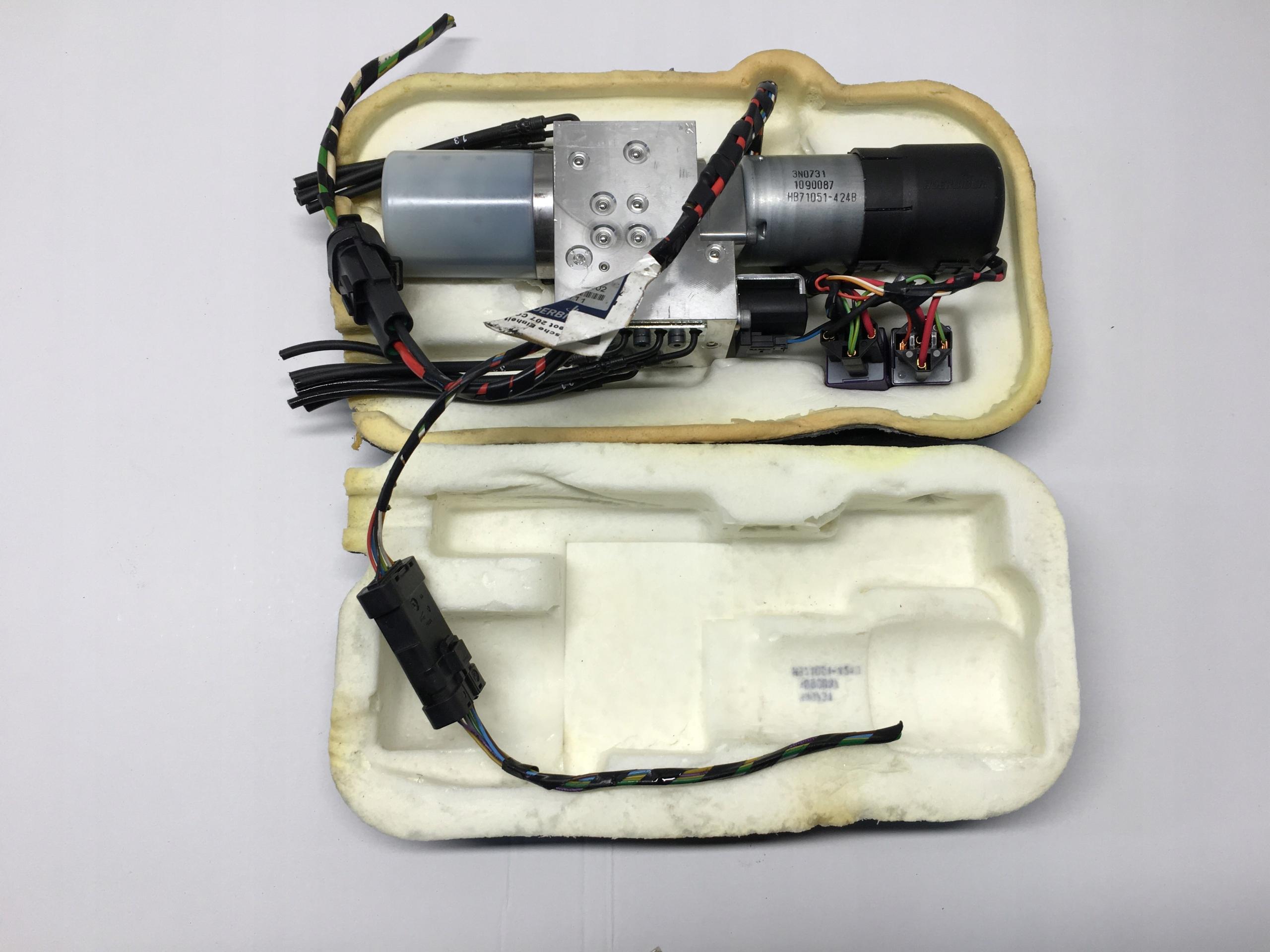 9674392280 - НАСОС ДАХУ PEUGETO 207 CC