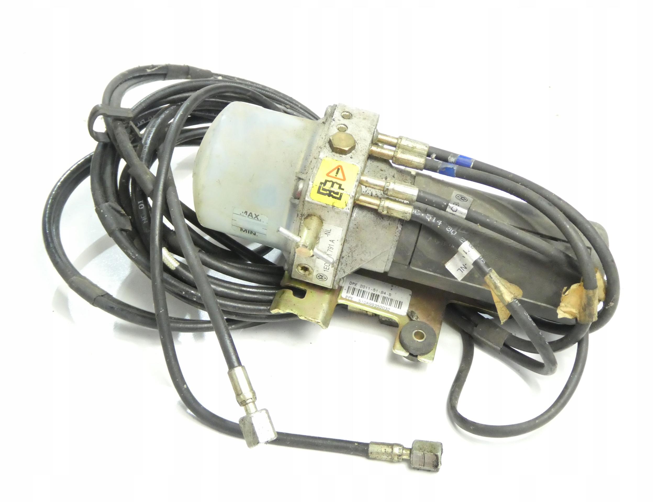 1E0871791A - НАСОС ДАХУ VW GOLF III IV CABRIO