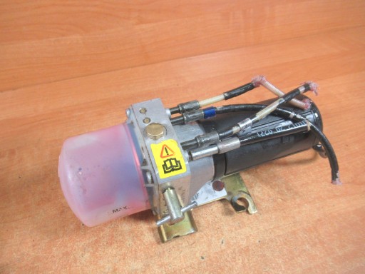 НАСОС КОМПРЕСОРА ДАХУ VW GOLF III IV CONVERTIBLE 1E0871791A