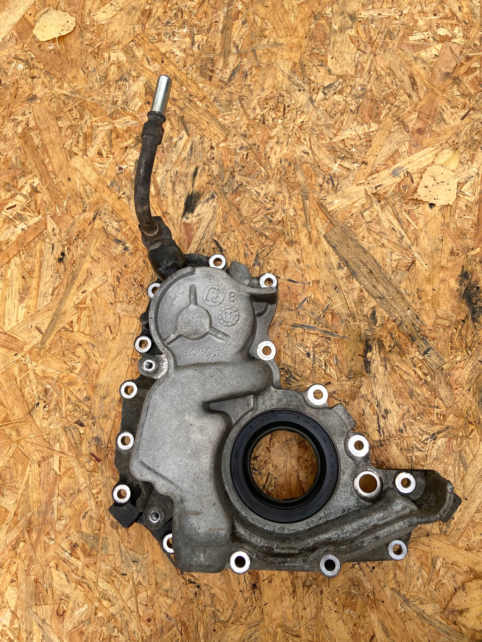 Масляний насос IVECO DAILY 2.3 Euro5 11-14R.