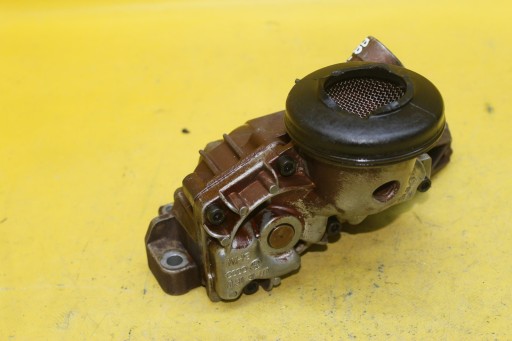 Масляный насос 077115105J A8 D3 4.2 B BFM