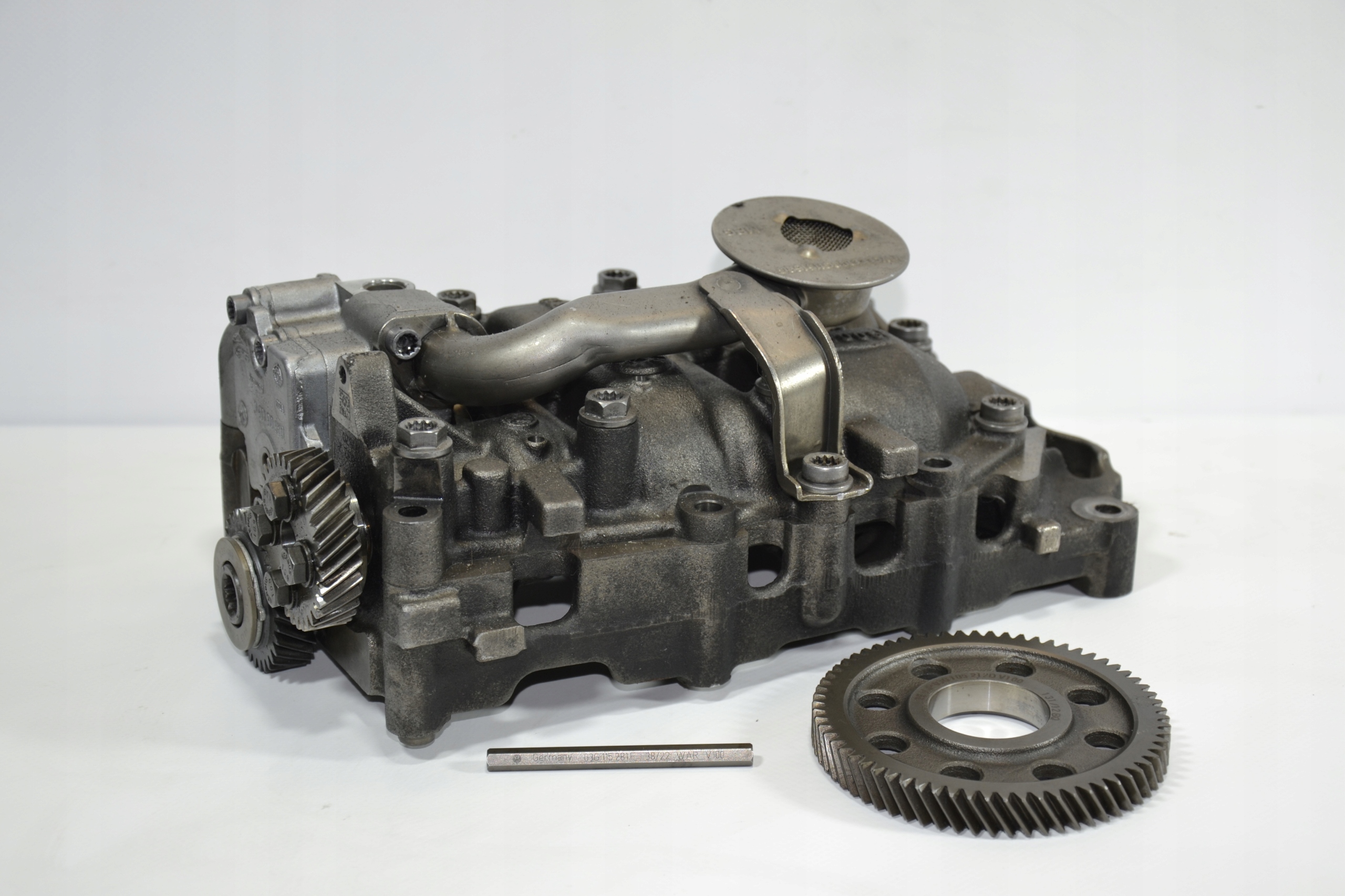 МАСЛЯНЫЙ НАСОС 2.0 TDI 03G103537B НОВЫЙ ПРИВОД