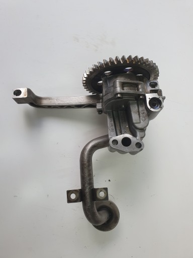 070115153 - Масляный насос 2.5 TDI BNZ CRAFTER T5