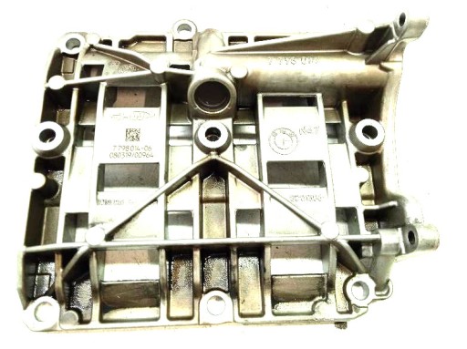 Масляный насос 779801406 Bmw 5 серии V E60 / 61 2.0 D