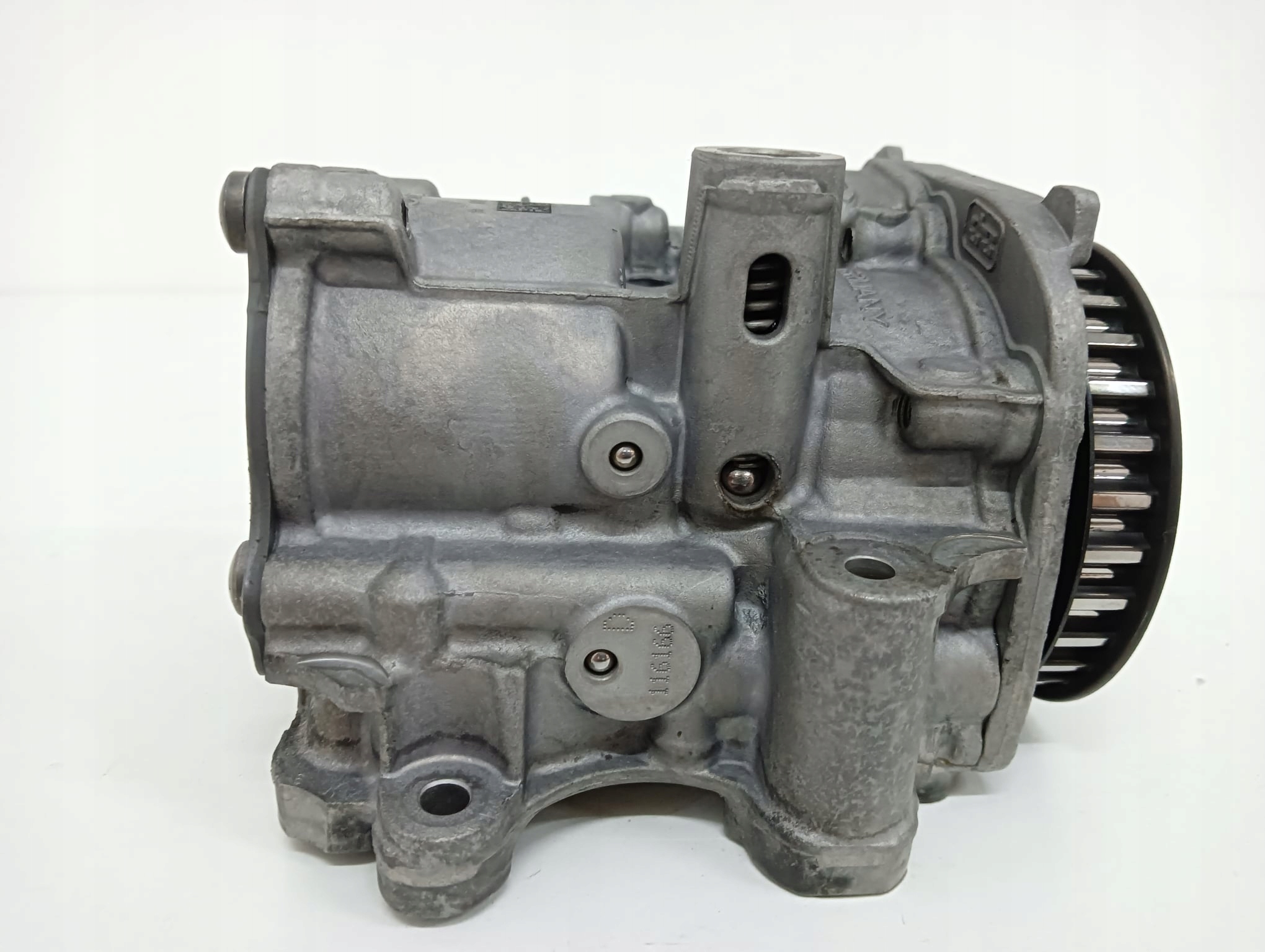 04L145208J - МАСЛЯНИЙ НАСОС AUDI VW SKODA 1.6 2.0 TDI 04L145208H