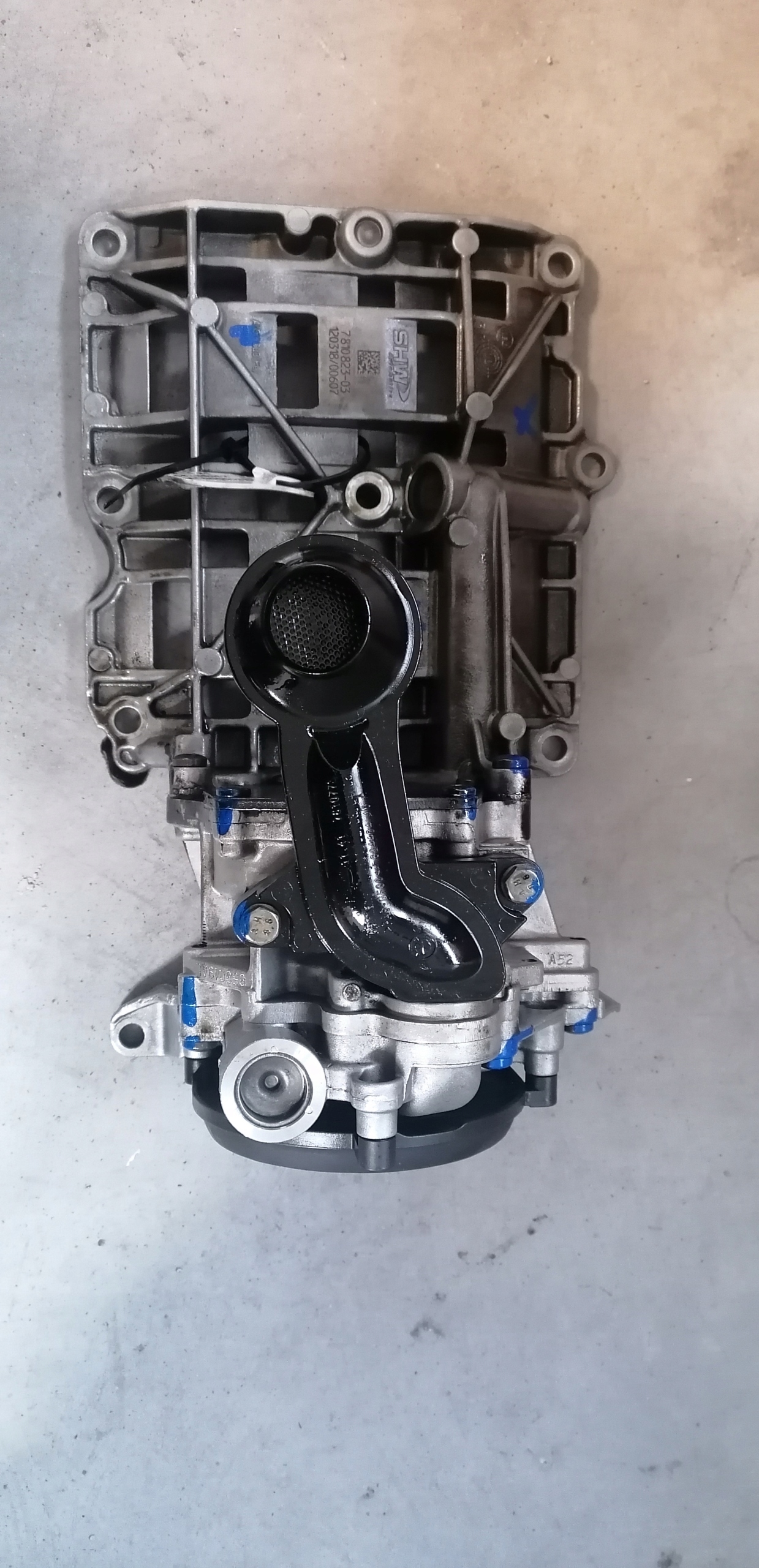 11417810823 - Масляный насос BMW E90 F10 F30 F25 X3 2.0 D N47 N47D20