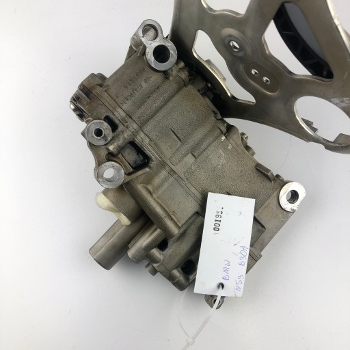 11417551004 7551004 - Масляний насос BMW F01 F02 E70 E83 X1 X3 X5 5 6 7