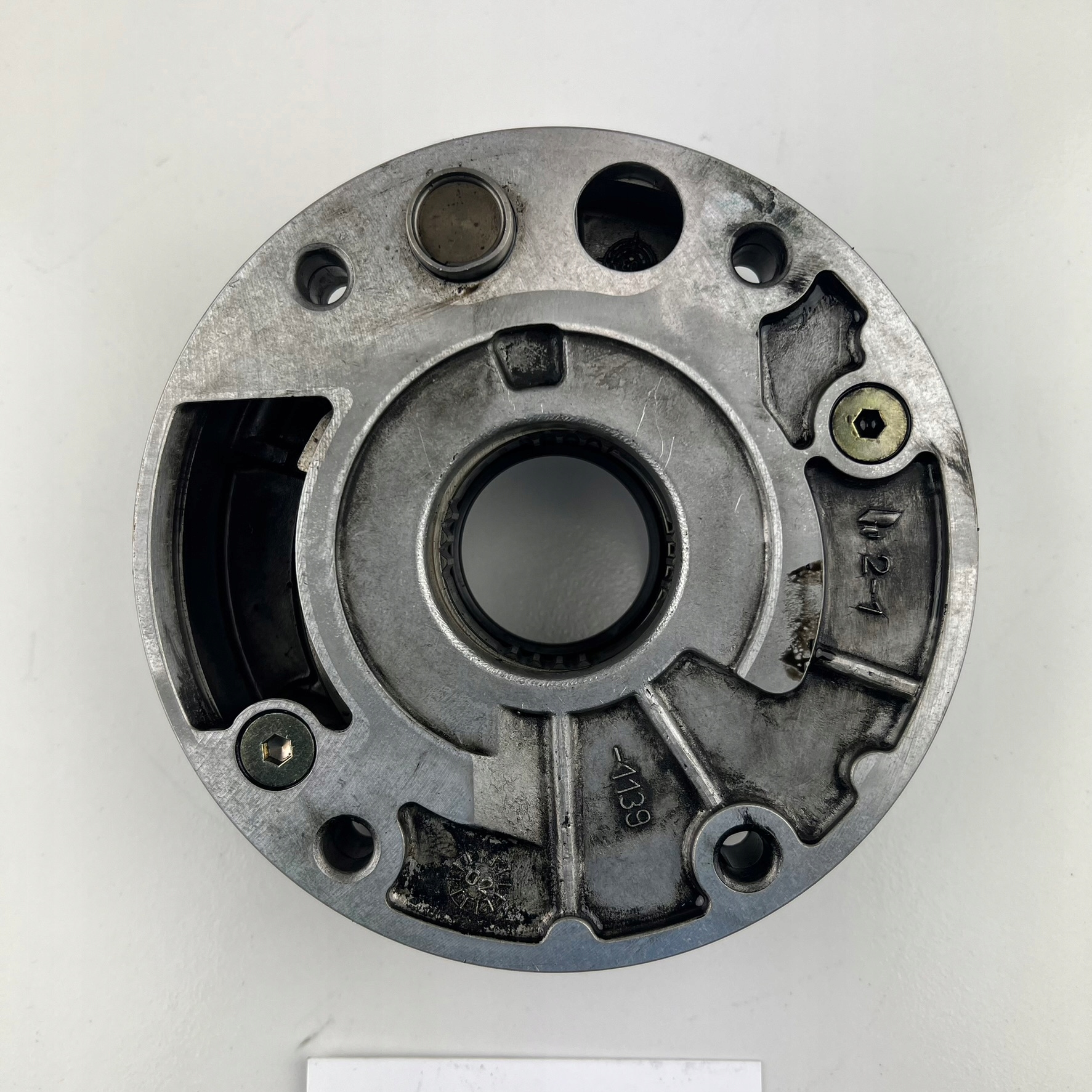 3063737 30777092 - Масляний насос VOLVO D5 V70 S80 XC60 XC70 2.4